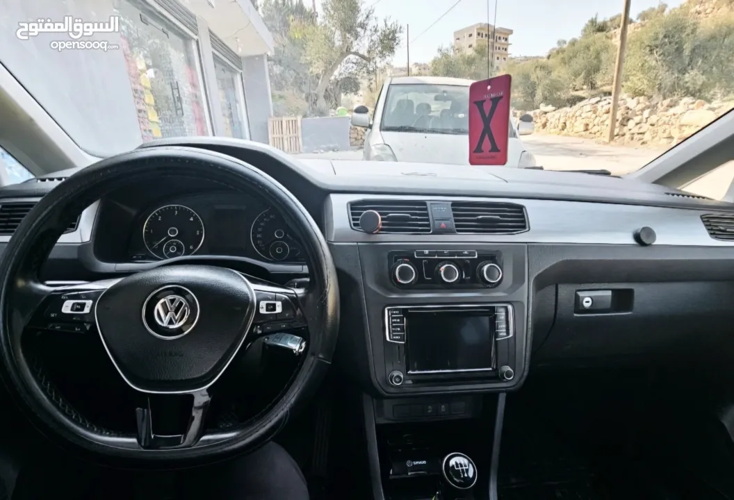 سياره كادي للبيع