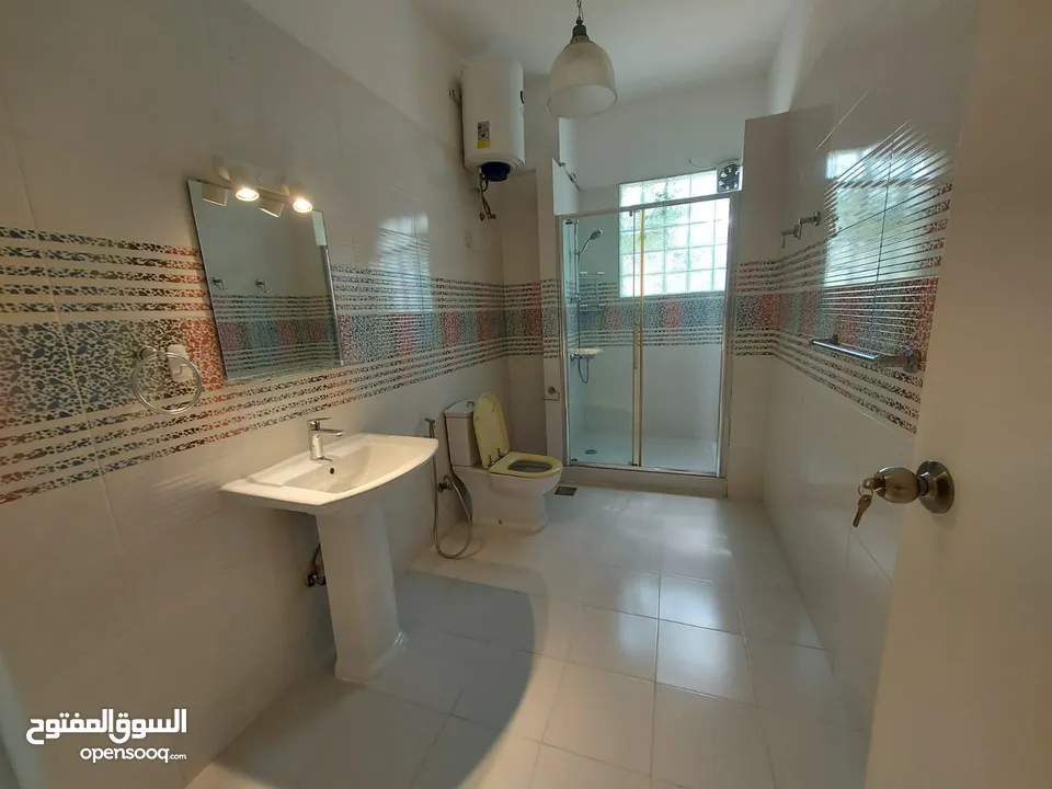 5 Bedrooms Villa for Sale in Madinat Qaboos REF:892R