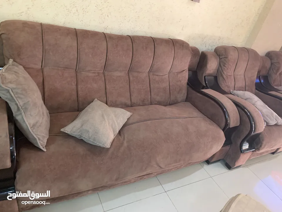 متوفر اثاث منزل لبيع  استعمال بسيط
