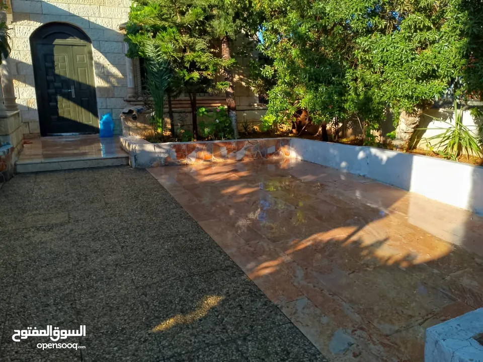 بيت مستقل للبيع بسعر مغري كاش من المالك مباشرة