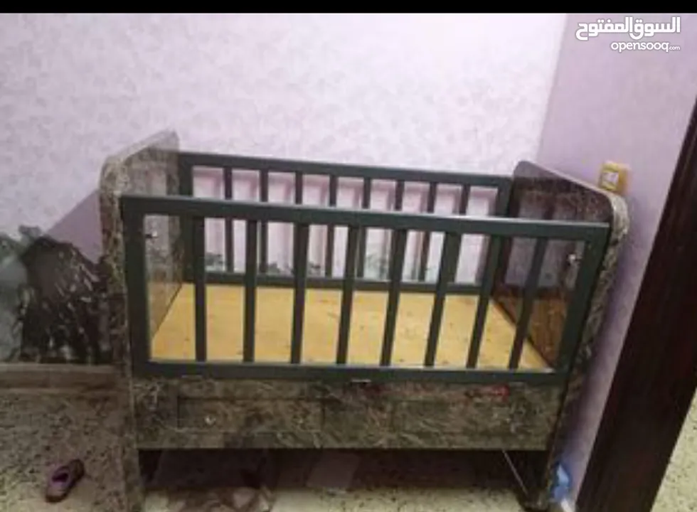 سرير اطفال  لاتيه