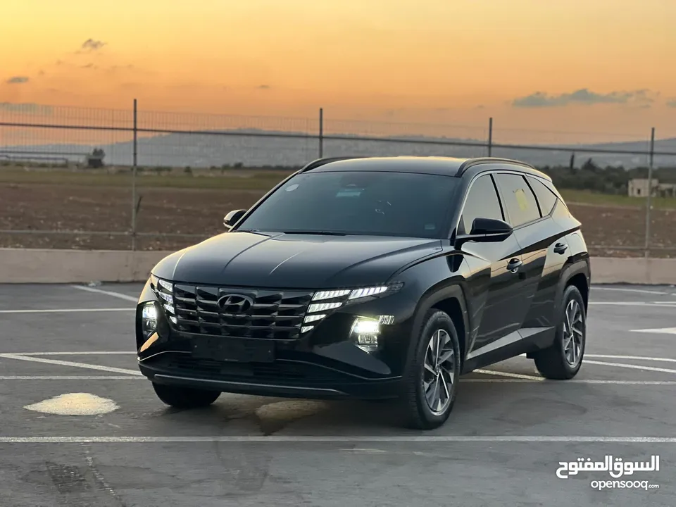 هونداي توسان/2022 فل الفل بدون فتحة سقف  2x4 ///240Hp بنزين + كهرباء  ( Haybrid) 1600cc