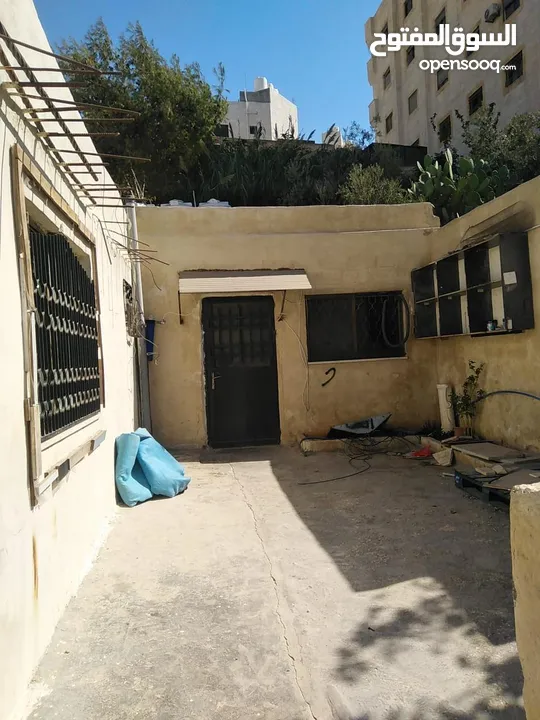 منزل مستقل للبيع ارض /حجه/ مش قوشان  بسعر حرق طبربور ضاحيه الصفا