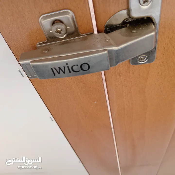 مطبخ فاخر بحالة الجديد للجادين سعر نهائي ومن حظ صاحب النصيب