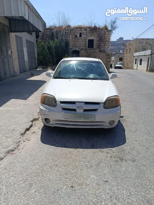 هيونداي غيرنا 2004