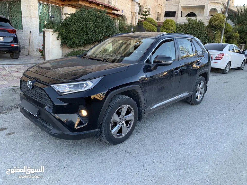 تويوتا راف فور 2021 فل الفل وارد وكفاله وصيانه الوكاله المركزيه كفاله 7 سنوات