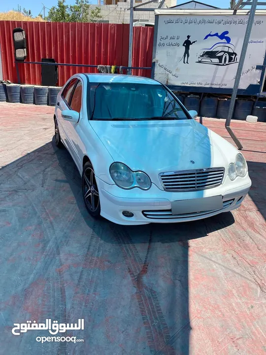 مرسيدس c200 2007