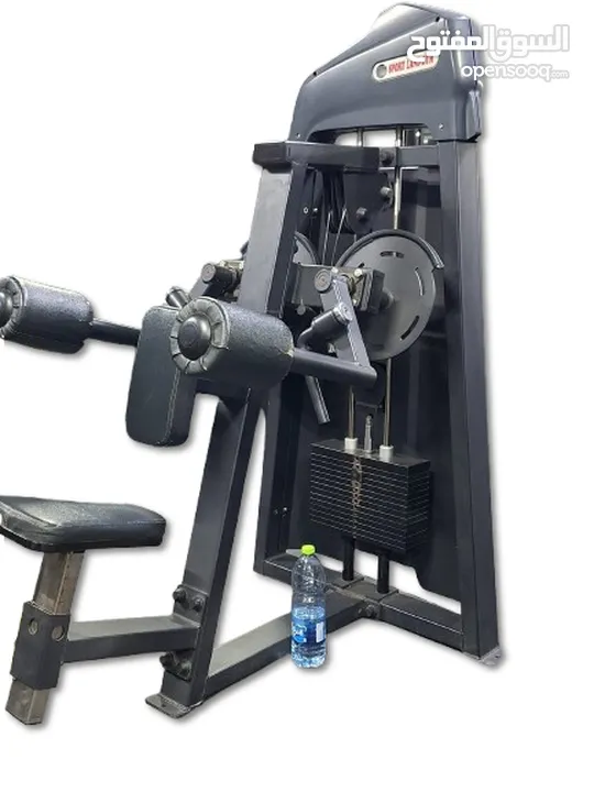 معدات جيم مستعملة بوضع جيد جدا للبيع بسعر الجملة