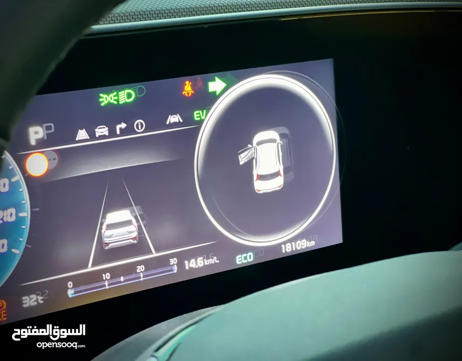 كايا نيرو  هايبرد (بنزين+كهرباء ) فل الفل فتحة سقف  /2022 عداد قليل 18000Km
