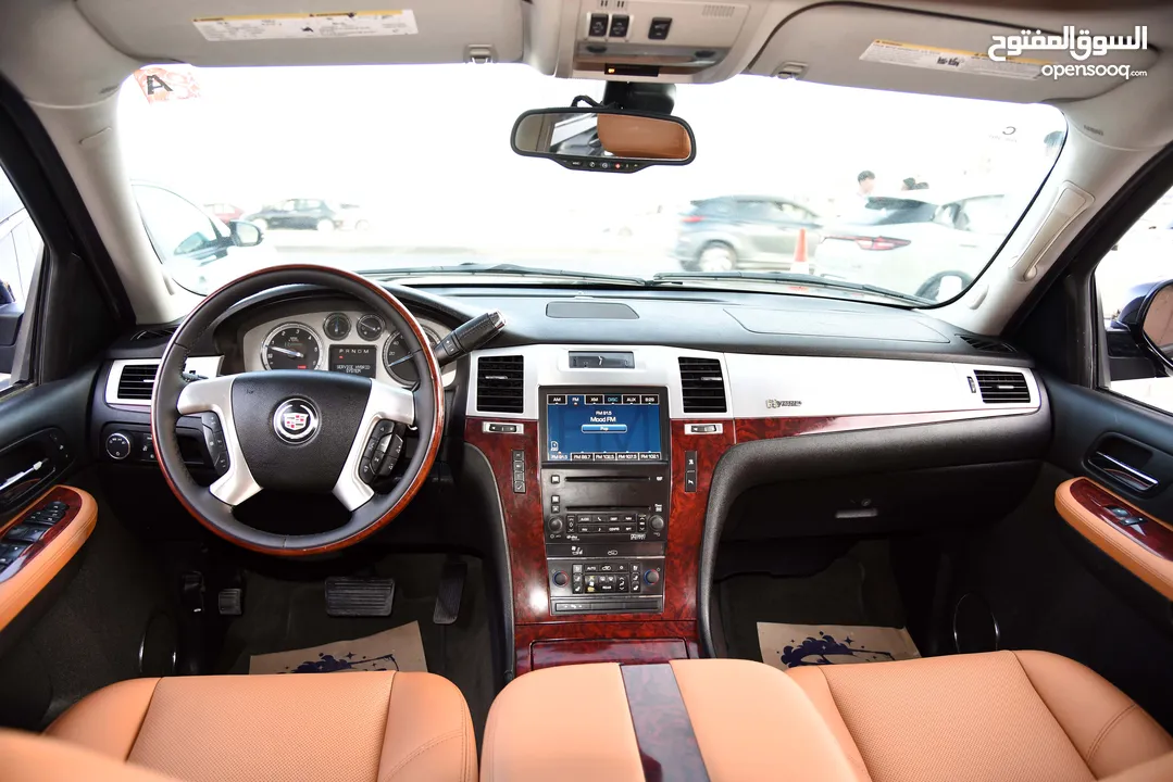 كاديلك سكاليد بلاتينيوم هايبرد بحالة ممتازة Cadillac Escalade Hybrid 2009
