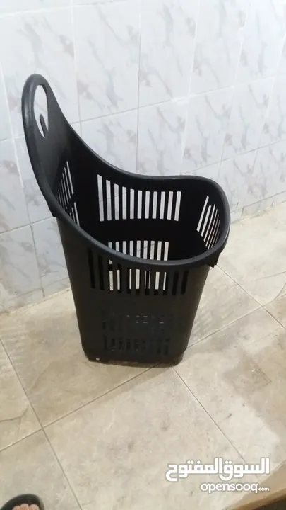 عربانة تسوق shopping trolly