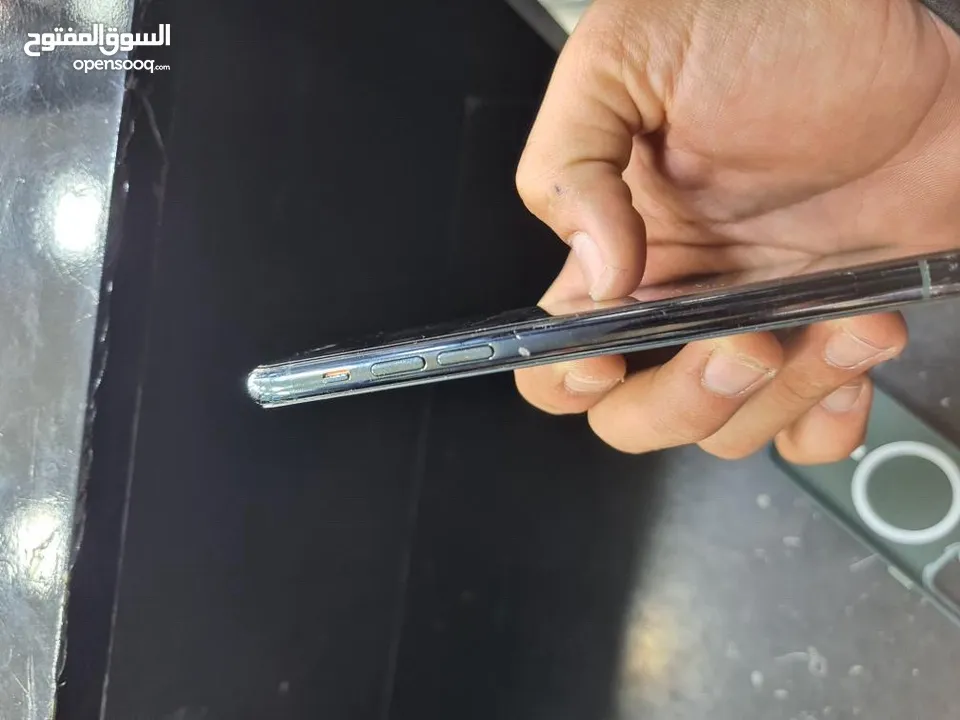 Ip11pro 256GB 88بطاريه