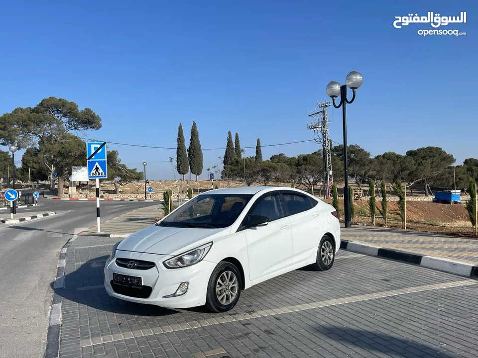 Hyundai accent 2017