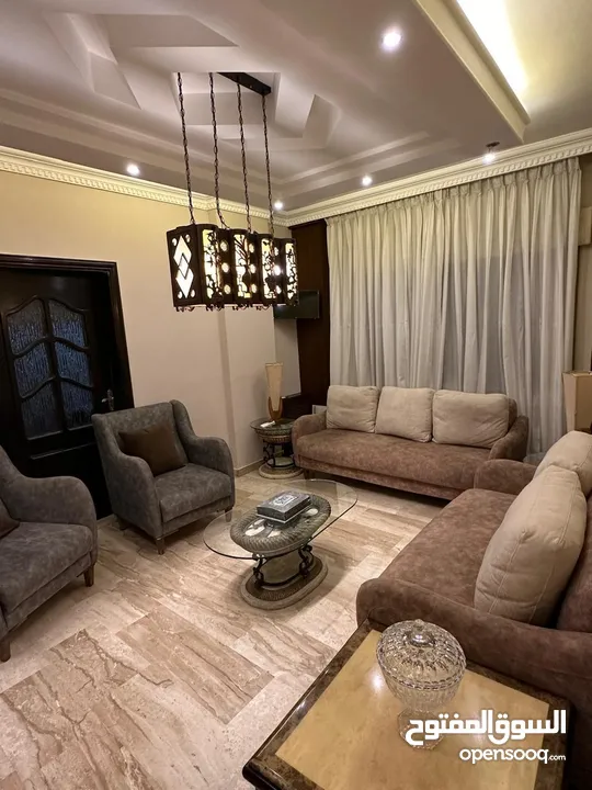 شقة مفروشة للايجار في الصويفية ( Property 39850 ) سنوي فقط