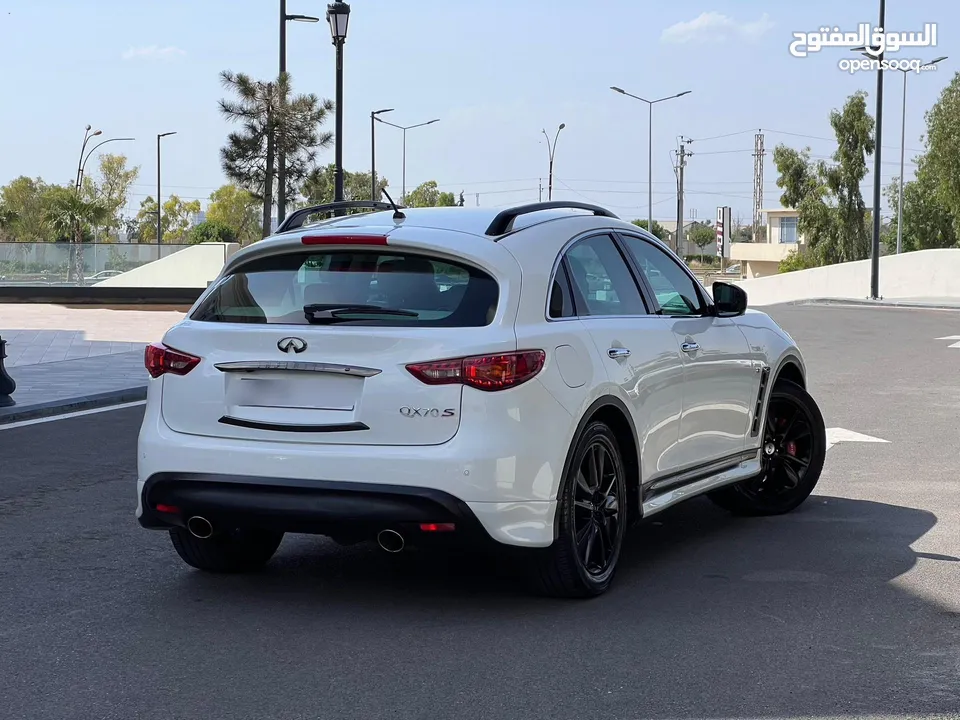 انفنتي qx70 2014