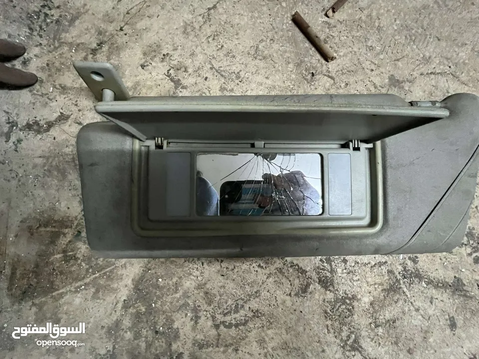 قطع مرسيدس قرش ونص