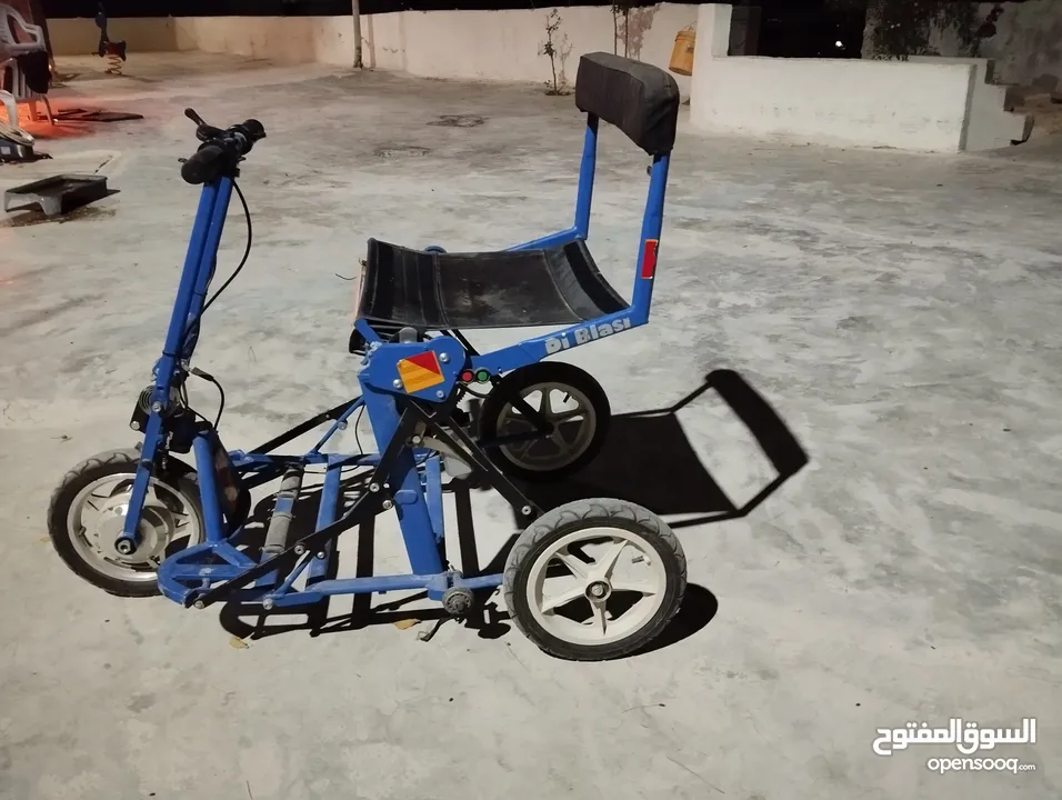 عربات احتياجات خاصة ولكبار السن سهلة الاستخدام