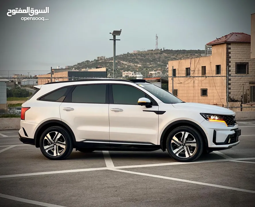 كايا سورينتو/2022 فل الفل  فتحة سقف بانوراما  4x4 ///240Hp بنزين + كهرباء  ( Haybrid) 1600cc