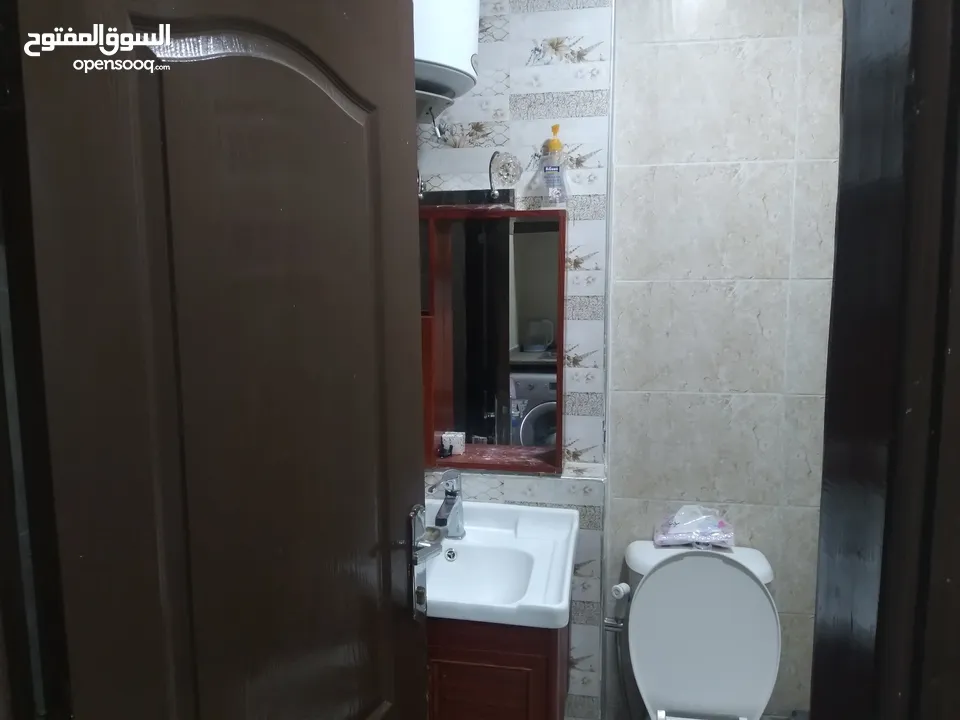 استديو و روف في منطقة الرابية موقع خيالي