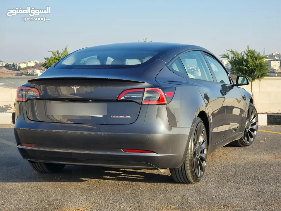 TESLA MODEL 3 2022 PERFORMANCE LONGRANGE DUALMOTOR 7000mile جمرك جديد