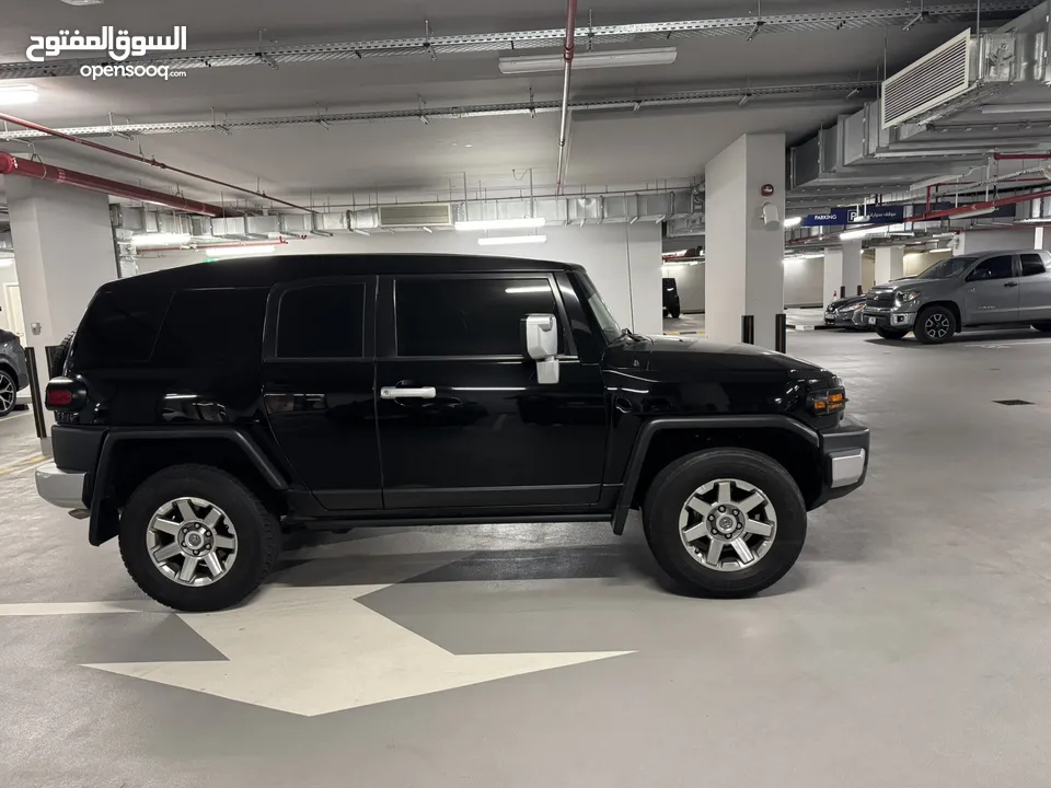 2022 toyota FJ cruiser in pristine condition