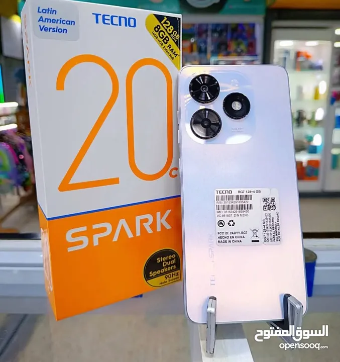 مستعمل ايام Spark 20c رام 8 جيجا 256 أغراضة والكرتونه الأصلية متوفر توصيل