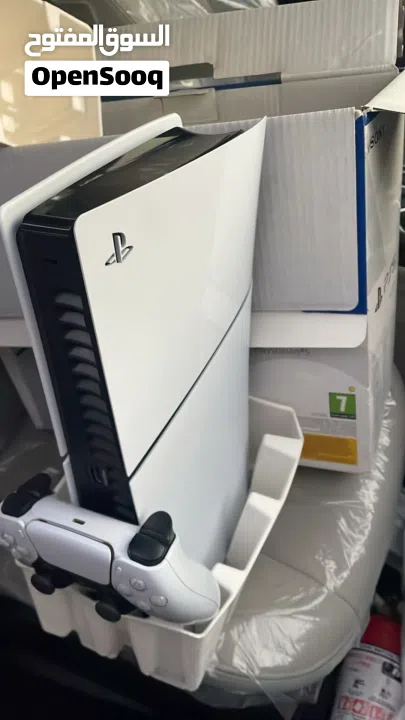 Ps 5 slim cd edition with 2 controllers