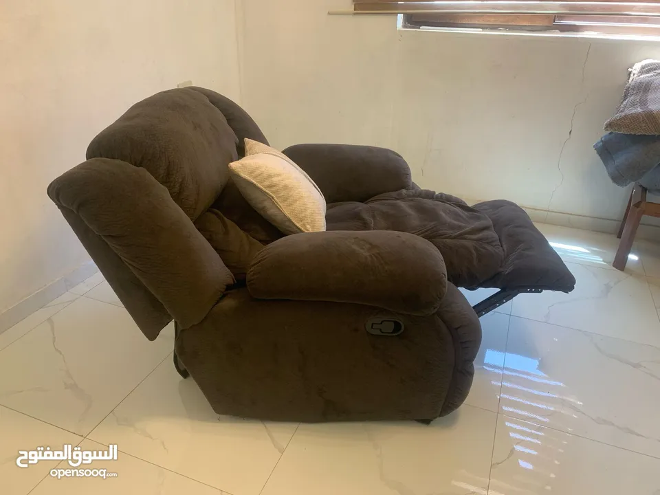 كرسي ريكلاينر عدد 2