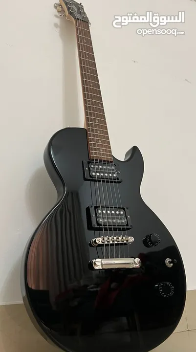 Electric guitar cort cR50