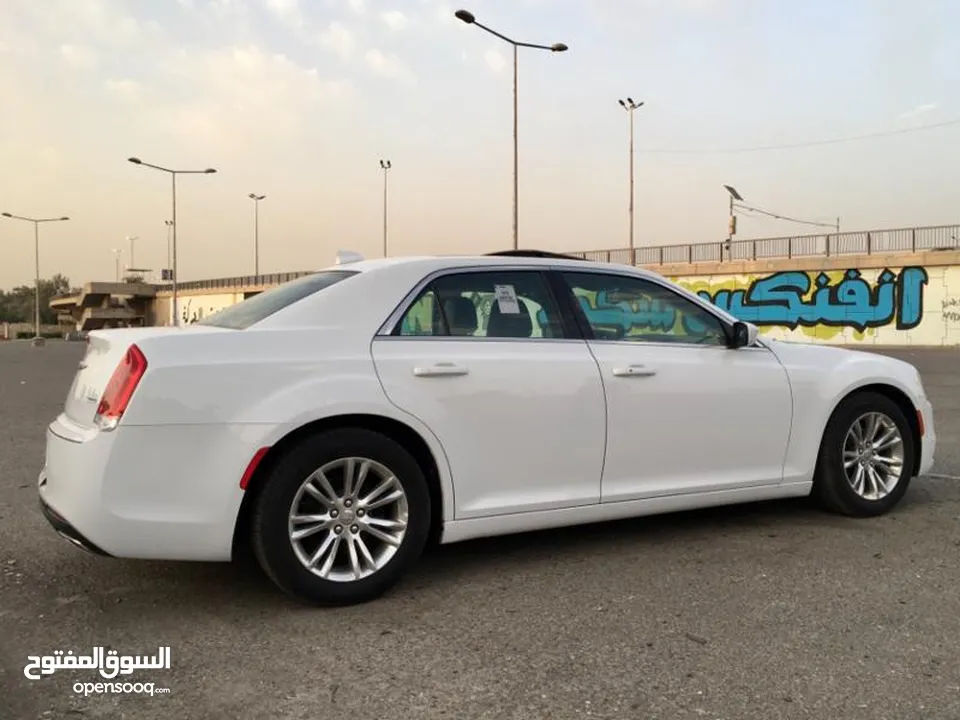 كرايسلر 300C/300M