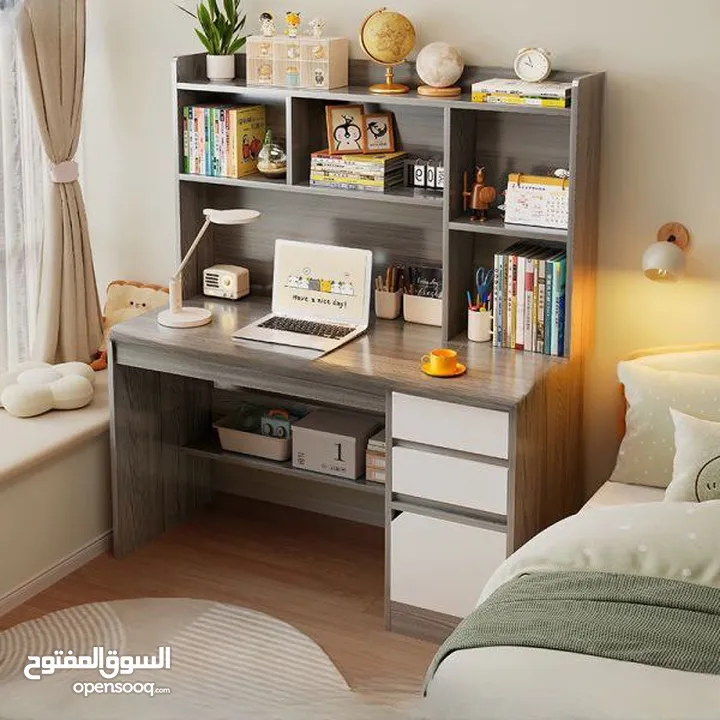 ادراج وحجيرات تخزين لكل أغراضك  مساحة مرتبة للابتوب او الكمبيوتر  سهل التجميع ومعاه المفك الخاص به