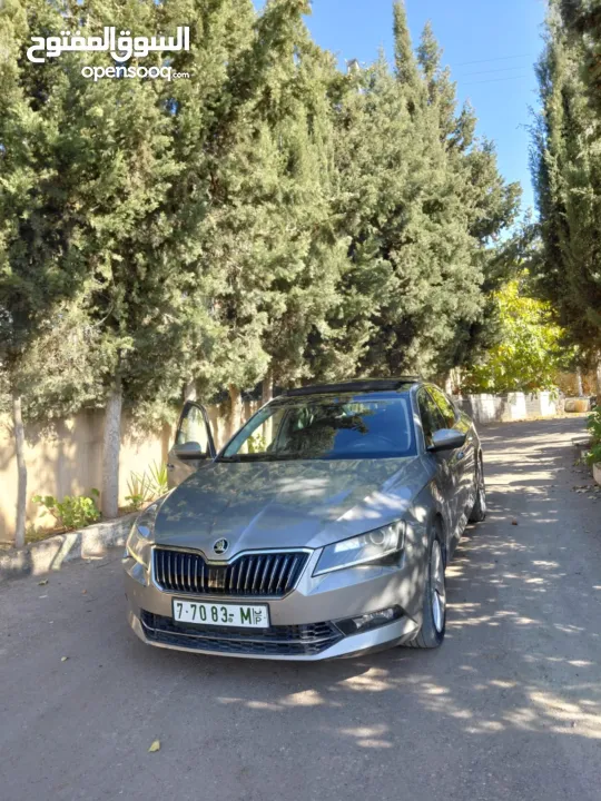 سكودا سوبيرب  2019 4/4 280 حصان بانوراما فل اضافات المحرك لجديد اقتصادي 4وضعيات قياده