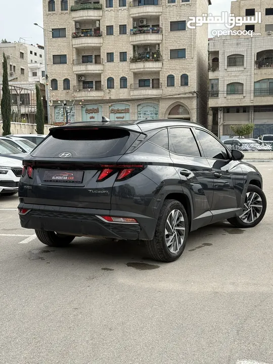 هونداي توسان ترخيص 2021 محرك 1600 بنزين+بطاريه مساعده دفع 4*2 جير أوتوماتيك 180 حصان