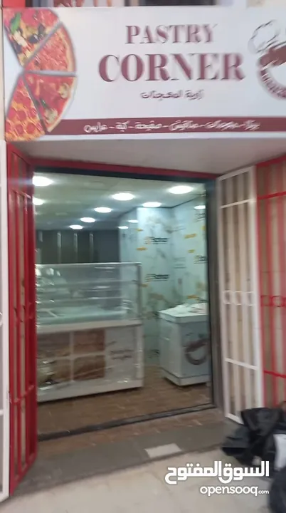 مشروع مطعم معجنات وبيتزا متكامل للبيع مع كافة المعدات الجديدة ورخصة مطعم شامل،بداعي العودة إلى سوريا