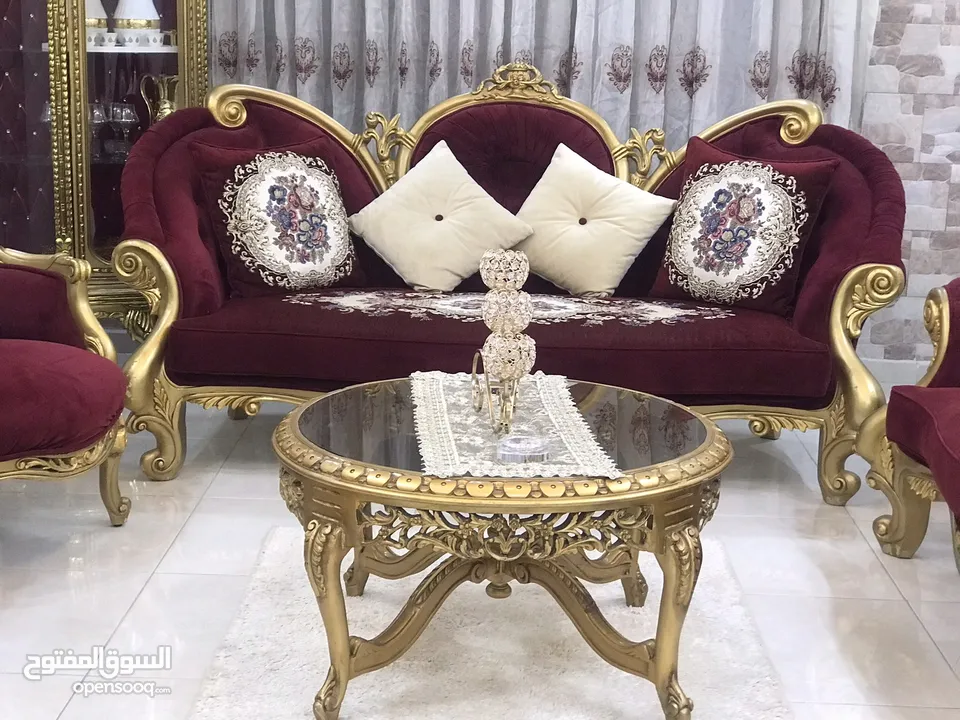 غرفه ضيوف بحاله الوكالة كنب نظيف جدا جدا وبسعر 650 قابل للتفاوض      '