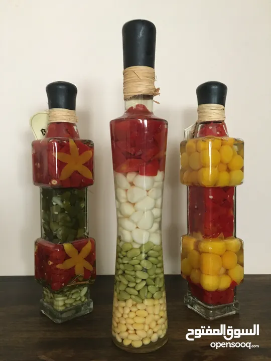 Elegant Decorative Vegetable Bottles - زجاجات زينة أنيقة بالخضار