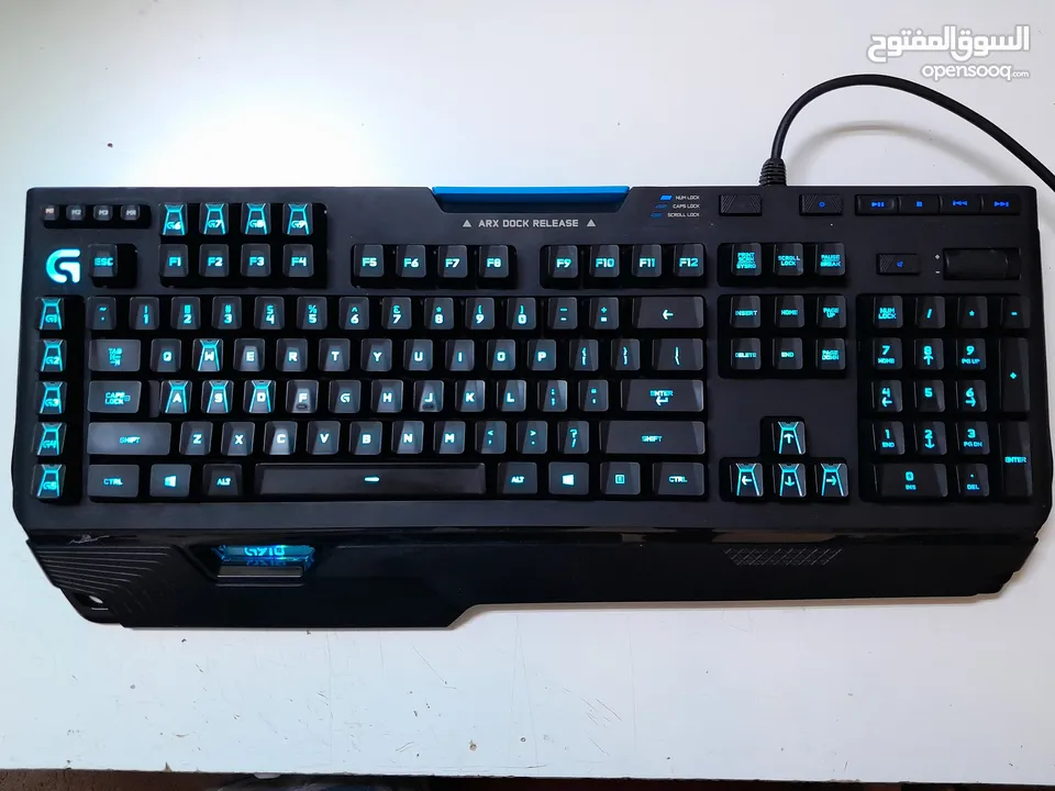 Logitech G910 keyboard