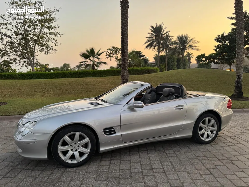 mercede benz sl350 v6 hard top convertible still in very good condition