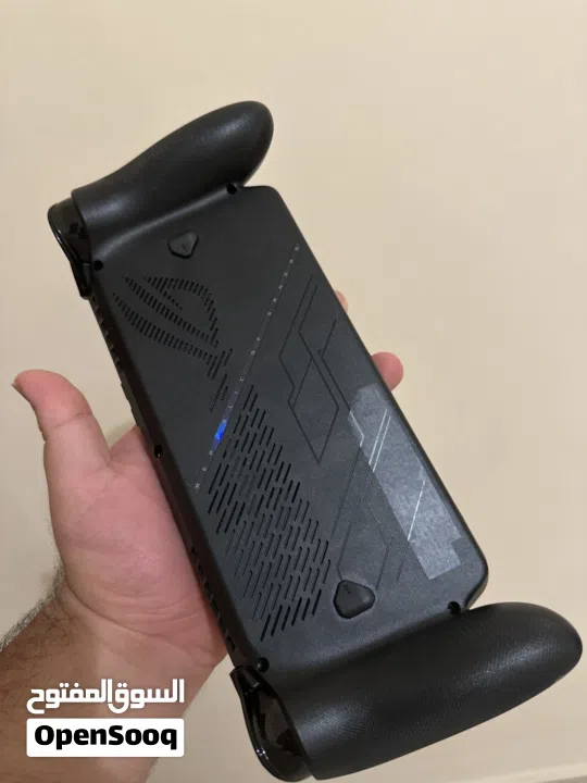 Rog ally Xbox  1 T  new I buy it from one month for sell for 2900 it’s with warranty for 1 year