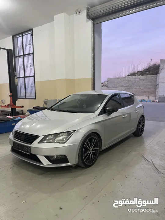 سيات ليون موديل 2018 مميزة / جير عادي / السعر فقط عالكاش