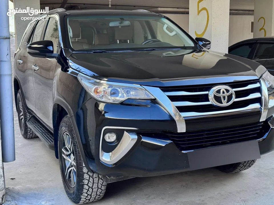 Toyota fortuner 2018 l