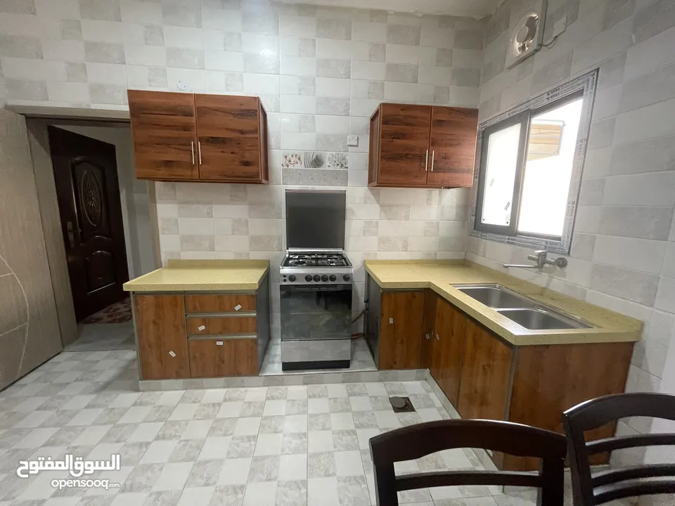 We have studios in Al Khuwair, 33 bedrooms with bathroom and kitchen, next to Saeed bin Taimur Mos