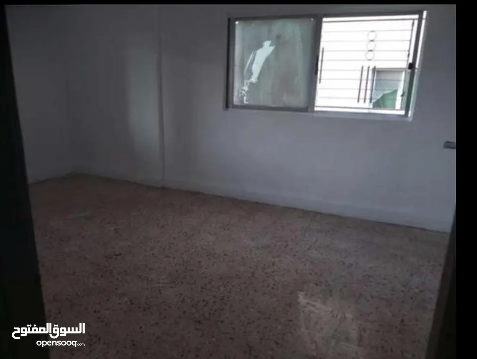 شقة طابق ثالث منطقة ماركا الشمالية