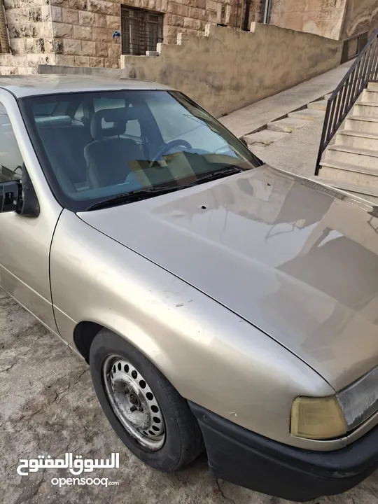 اوبل فيكترا 1991 للبيع جير عادي