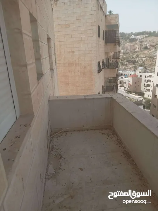 شقة فخمة للبيع في الكركفة بيت لحم