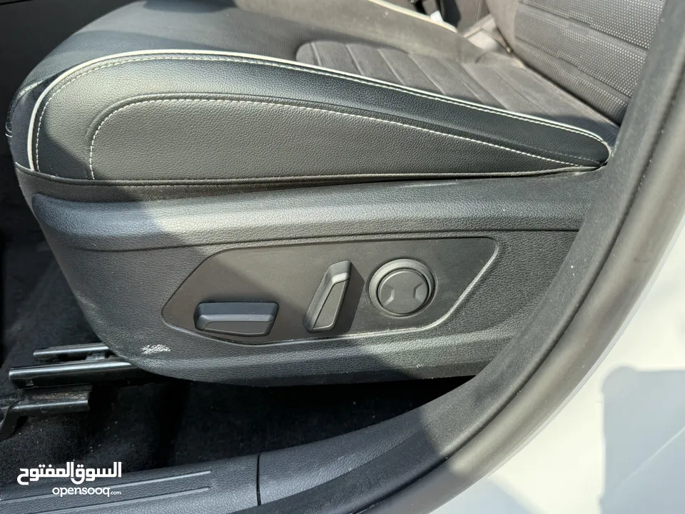 كيا سبورتاج GT Line ترخيص 2022 محرك 1600 هايبرد  جير أوتوماتيك 240 حصان