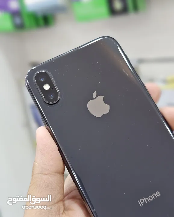 أقوى عرض : iPhone X 256gb هواتف بحالة الوكالة نظيفة جدا بدون اي شموخ أو ماشكل و بأقل سعر لا يفوتك