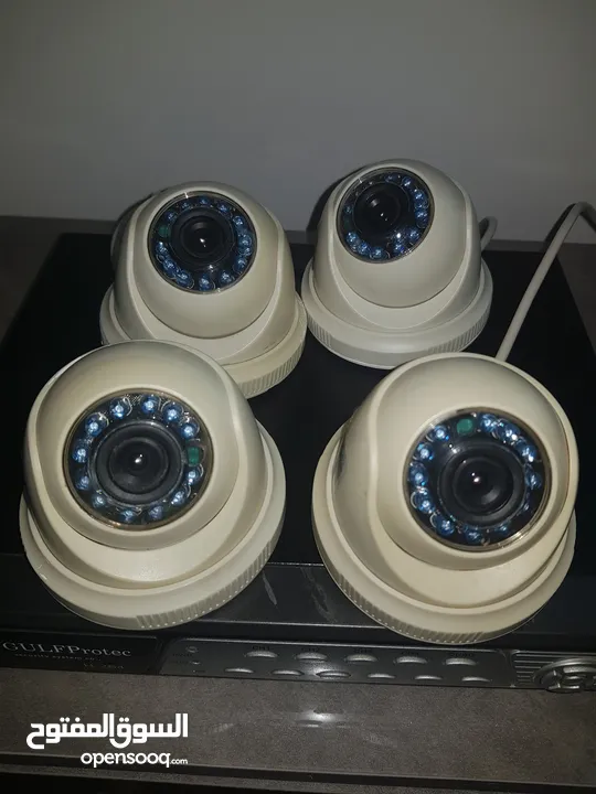 4 surveillance cameras 4 كاميرات مراقبة