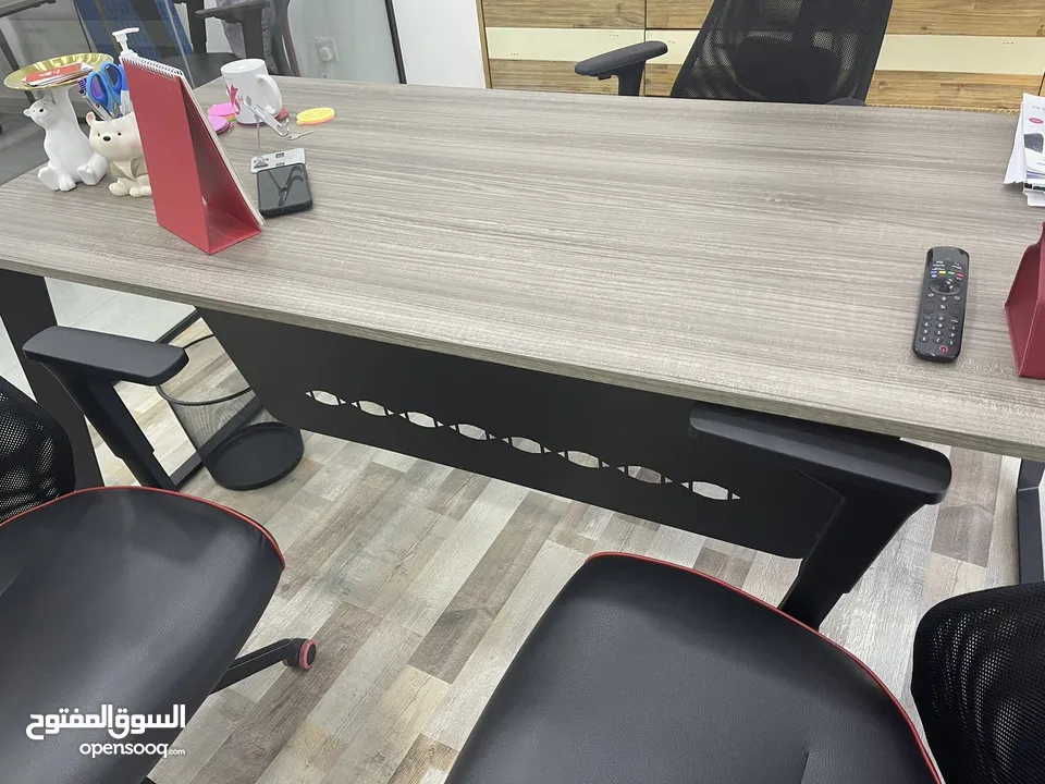 Workstation & Executive Desk ورك ستيشن ومكتب مدير