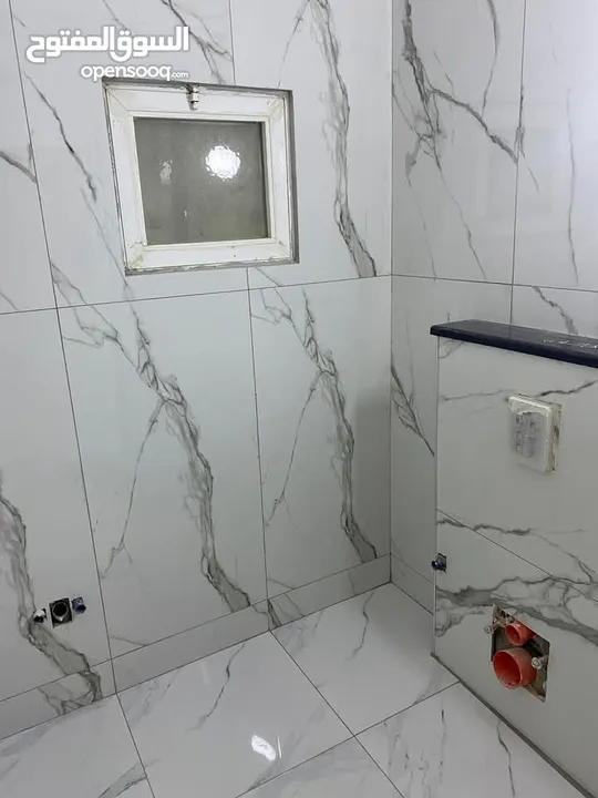 بليط وكافة أعمال السيراميك والرخام والجرانيت وبديل الرخام والخشب وكافة الصيانة الداخلية بكل مايلزم